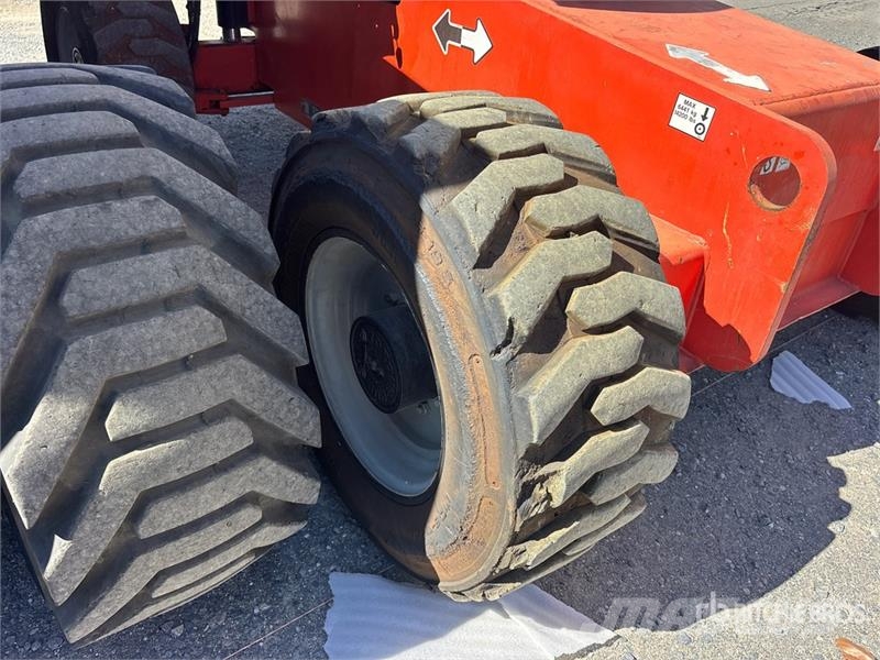 JLG 600SJ 4WD Diesel Telescopic Boom Lift Teleskopbühnen