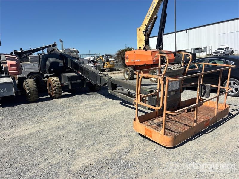 JLG 600SJ 4WD Dual Fuel Telescopic Boom Lift Nacelles télescopiques
