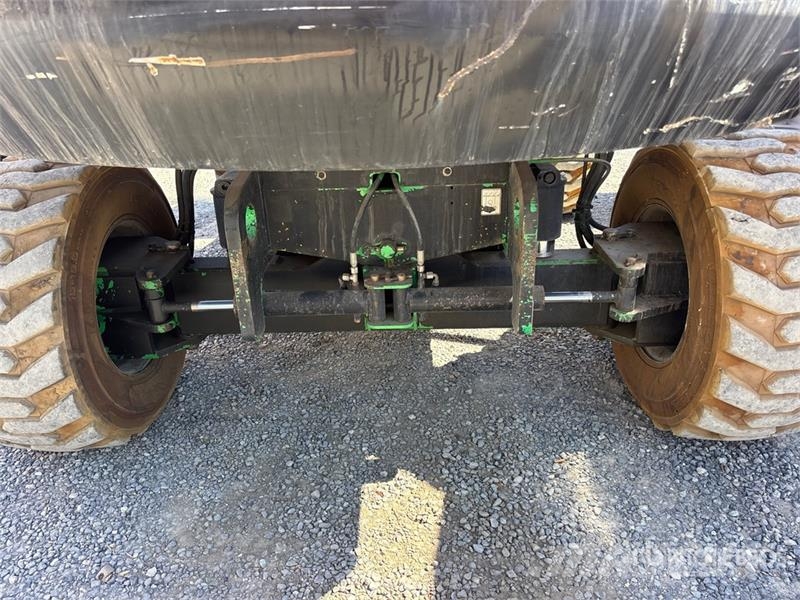 JLG 600SJ 4WD Dual Fuel Telescopic Boom Lift Nacelles télescopiques