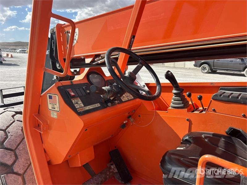 JLG 6036 Teleskopski viličarji