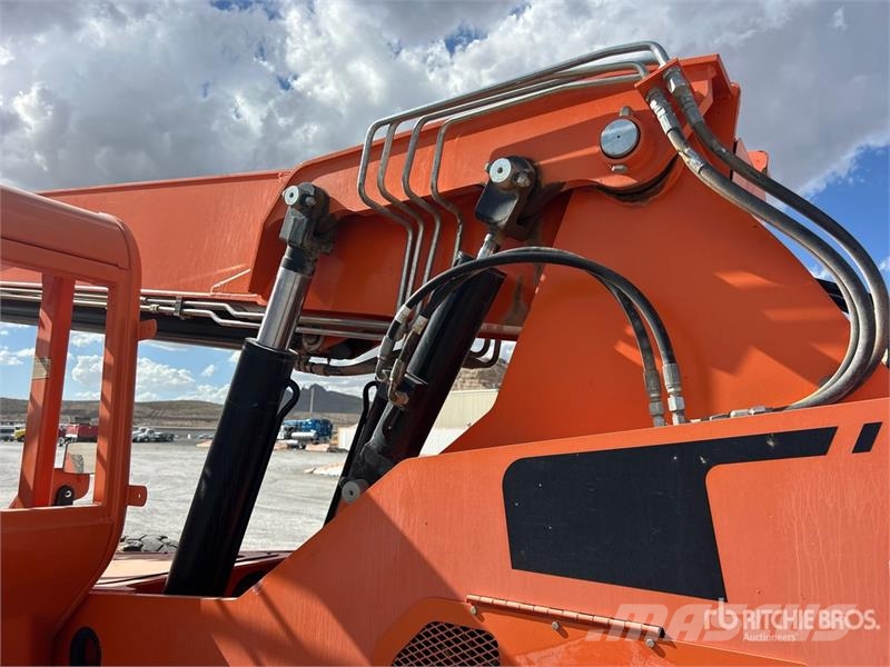 JLG 6036 Teleskopski viličarji