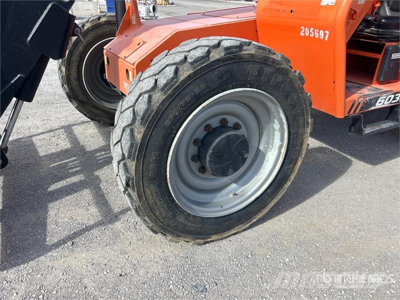 JLG 6036 Teleskopski viličarji