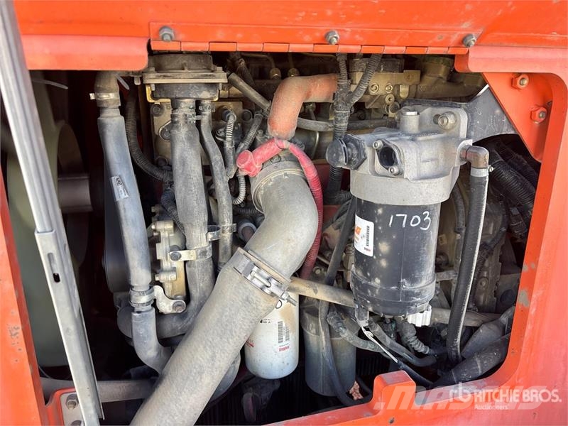JLG 6042 伸縮臂操作車