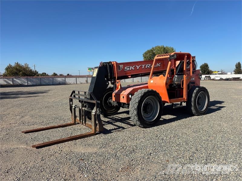 JLG 6042 伸縮臂操作車
