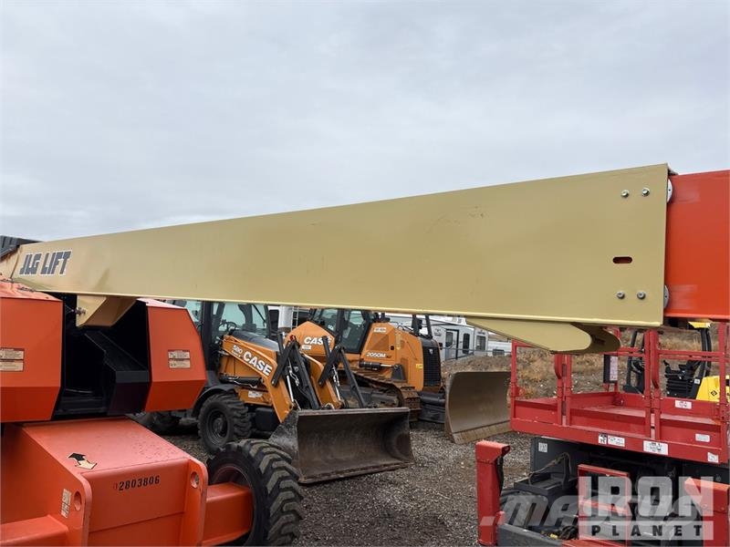 JLG 660SJ 4WD Diesel Telescopic Boom Lift - Factory Re Plataformas con brazo de elevación telescópico