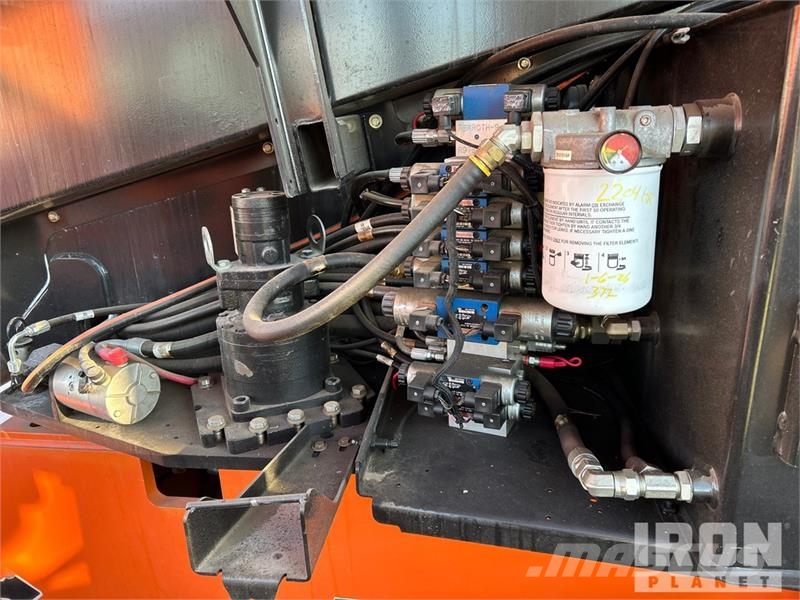 JLG 660SJ 4WD Diesel Telescopic Boom Lift Teleszkópos emelők