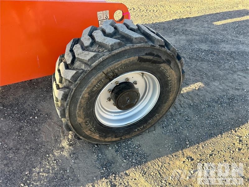 JLG 660SJ 4WD Diesel Telescopic Boom Lift Teleszkópos emelők