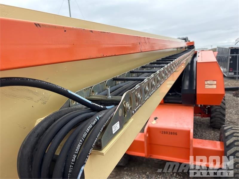 JLG 660SJ 4WD Diesel Telescopic Boom Lift - Factory Re Plataformas con brazo de elevación telescópico