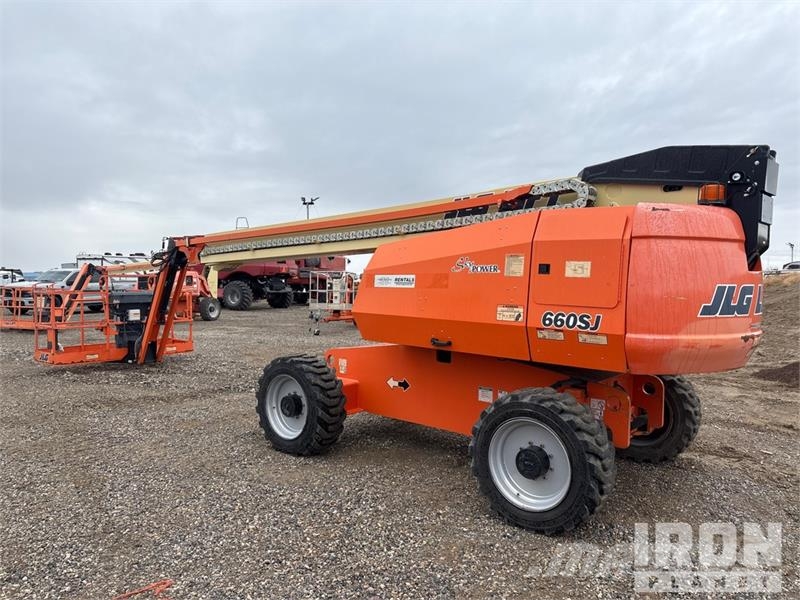 JLG 660SJ 4WD Diesel Telescopic Boom Lift - Factory Re Plataformas con brazo de elevación telescópico
