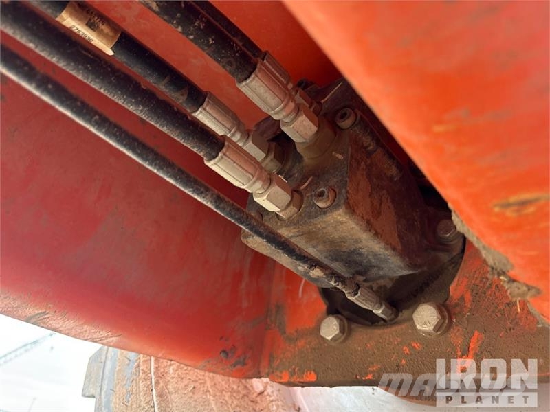 JLG 660SJ 4WD Diesel Telescopic Boom Lift - Factory Re Plataformas con brazo de elevación telescópico
