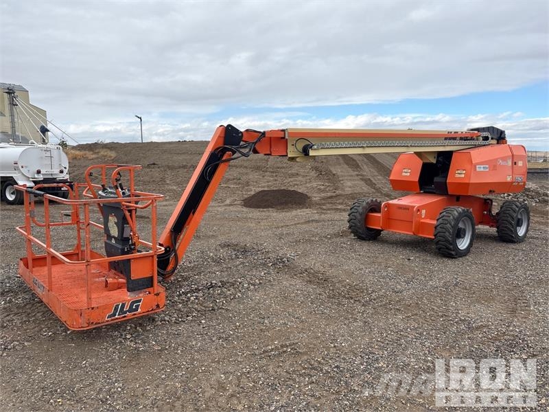 JLG 660SJ 4WD Diesel Telescopic Boom Lift - Factory Re Plataformas con brazo de elevación telescópico