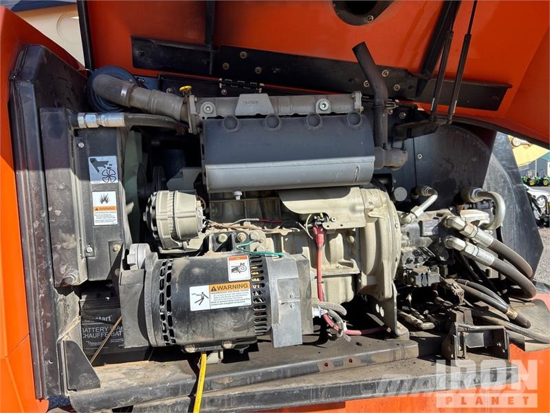 JLG 660SJ 4WD Diesel Telescopic Boom Lift Teleszkópos emelők