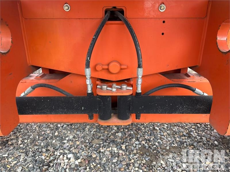 JLG 660SJ 4WD Diesel Telescopic Boom Lift - Factory Re Plataformas con brazo de elevación telescópico