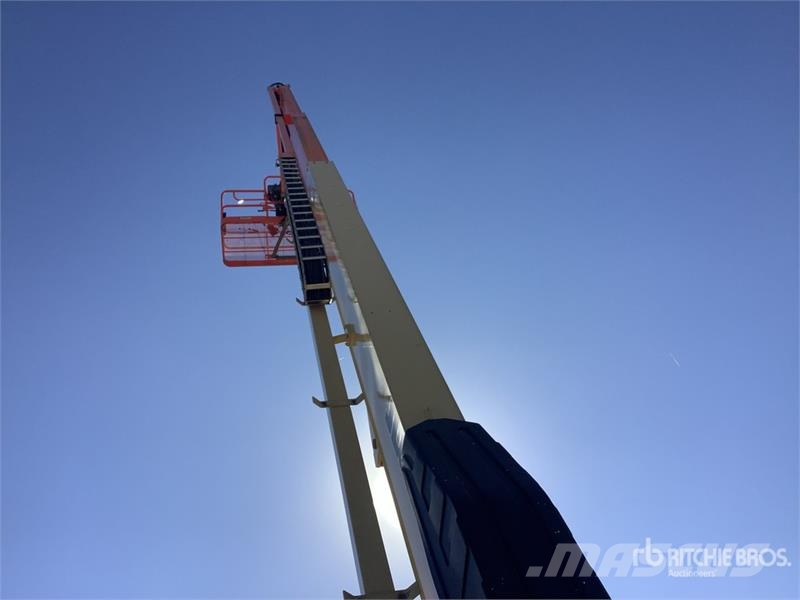 JLG 660SJ 4WD Diesel Telescopic Boom Lift Teleskopske podizne platforme