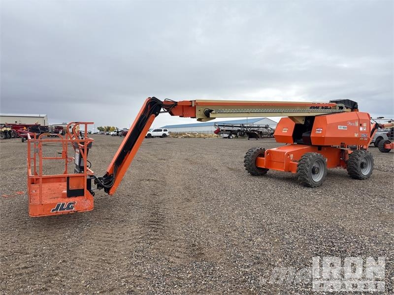 JLG 660SJ 4WD Diesel Telescopic Boom Lift - Factory Re Plataformas con brazo de elevación telescópico