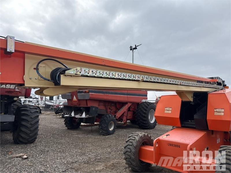 JLG 660SJ 4WD Diesel Telescopic Boom Lift - Factory Re Plataformas con brazo de elevación telescópico