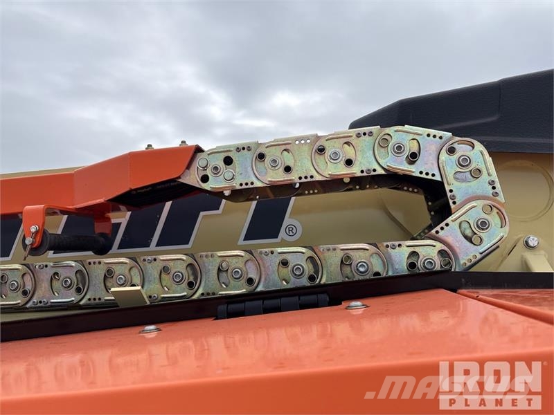 JLG 660SJ 4WD Diesel Telescopic Boom Lift - Factory Re Plataformas con brazo de elevación telescópico