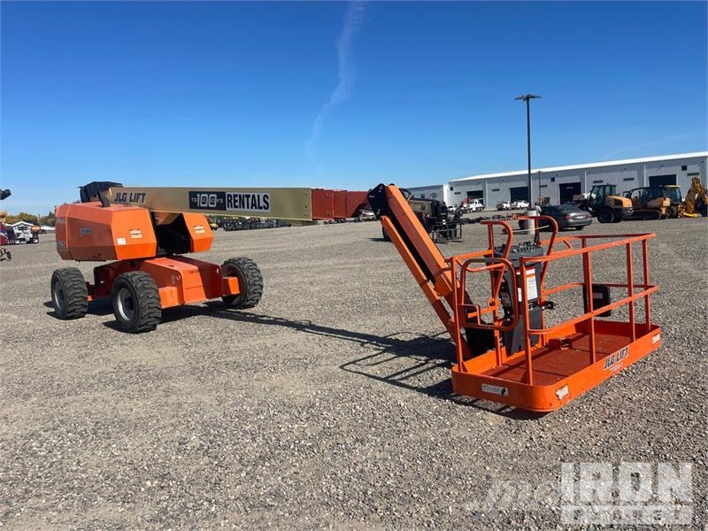 JLG 660SJ 4WD Diesel Telescopic Boom Lift - Factory Re Telescopic boom lifts