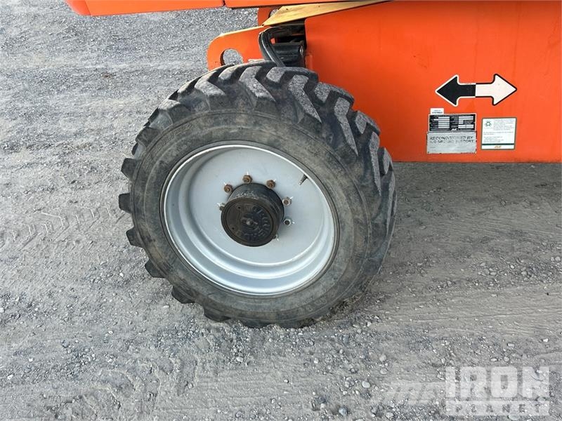 JLG 660SJ 4WD Diesel Telescopic Boom Lift Teleszkópos emelők