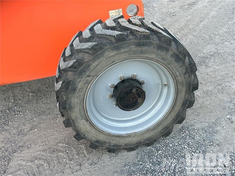 JLG 660SJ 4WD Diesel Telescopic Boom Lift Teleszkópos emelők