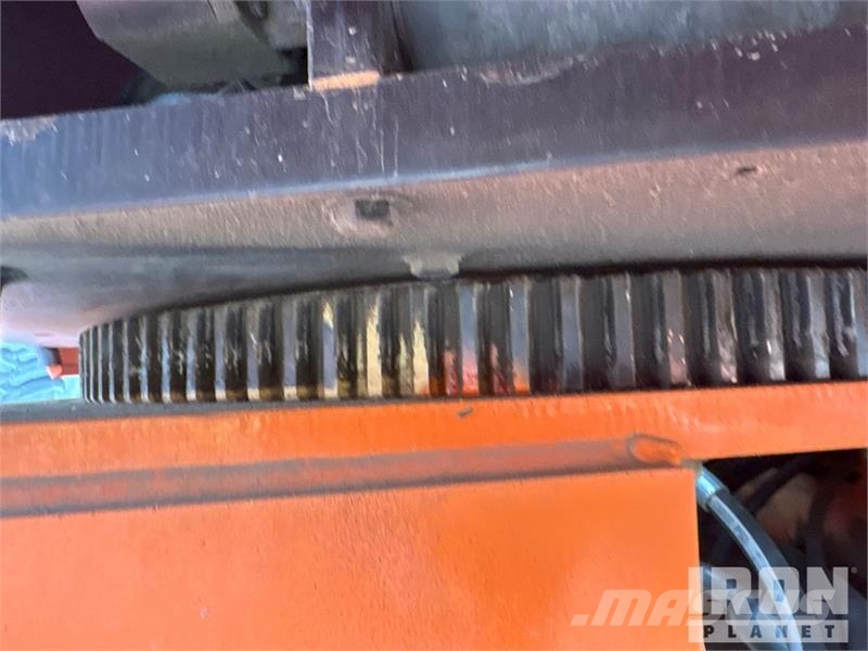 JLG 660SJ 4WD Diesel Telescopic Boom Lift - Factory Re Plataformas con brazo de elevación telescópico