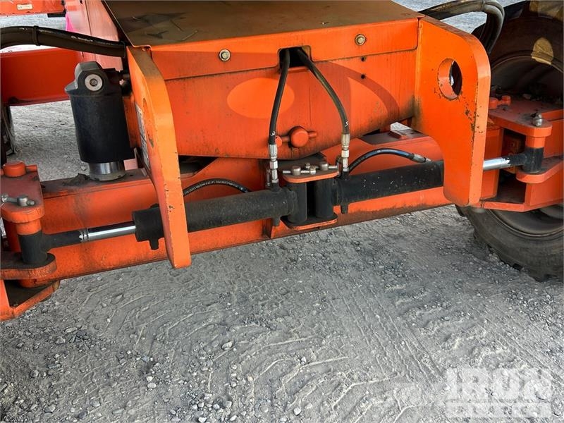 JLG 660SJ 4WD Diesel Telescopic Boom Lift Teleszkópos emelők