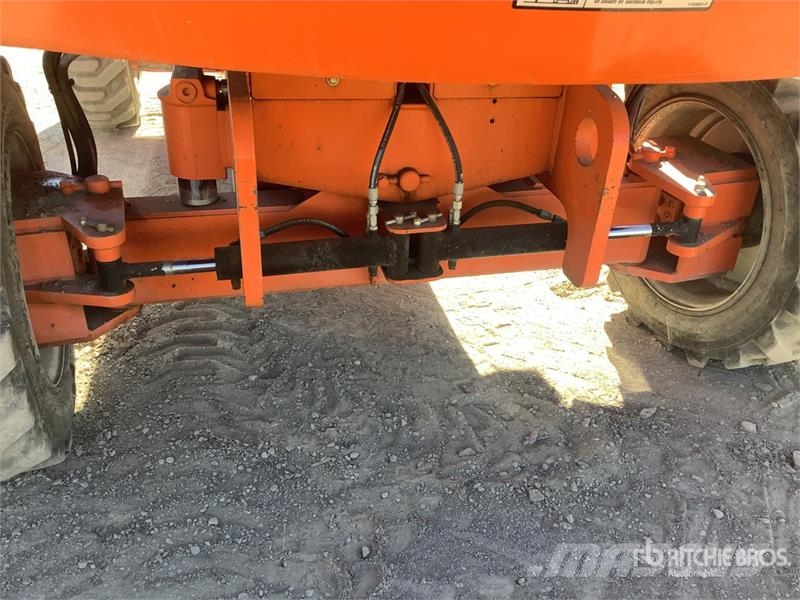 JLG 660SJ 4WD Diesel Telescopic Boom Lift Teleskopske podizne platforme