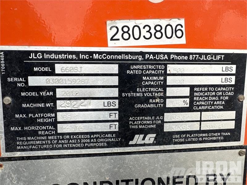 JLG 660SJ 4WD Diesel Telescopic Boom Lift - Factory Re Plataformas con brazo de elevación telescópico