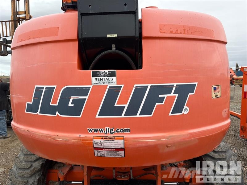 JLG 660SJ 4WD Diesel Telescopic Boom Lift - Factory Re Plataformas con brazo de elevación telescópico