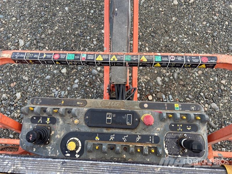 JLG 660SJ 4WD Diesel Telescopic Boom Lift ブームリフト 直伸型