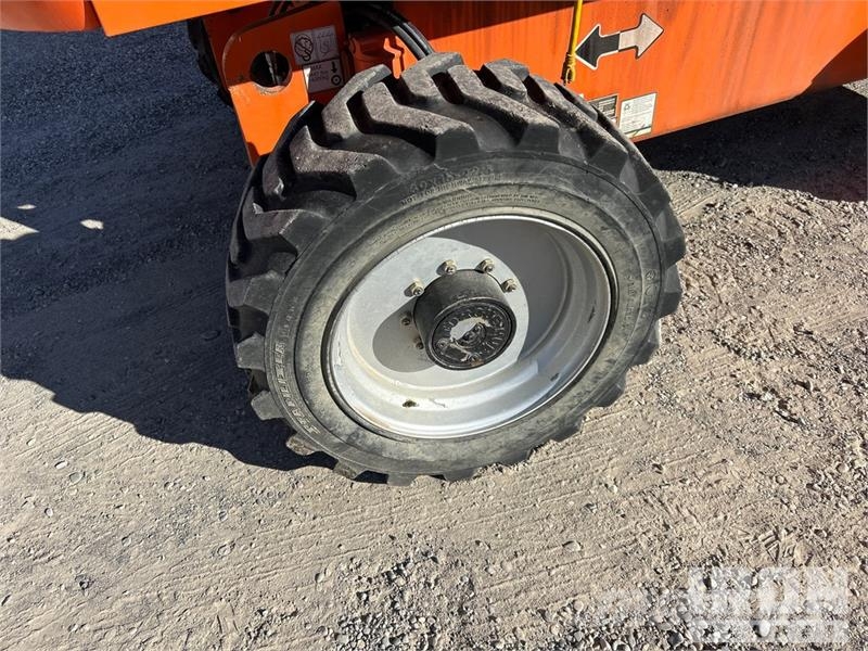 JLG 660SJ 4WD Diesel Telescopic Boom Lift Teleszkópos emelők