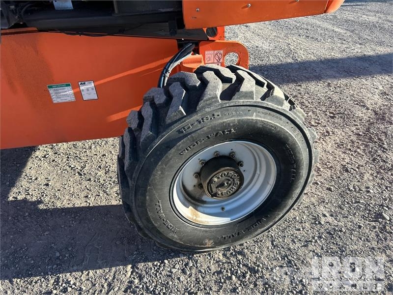 JLG 660SJ 4WD Diesel Telescopic Boom Lift Teleszkópos emelők