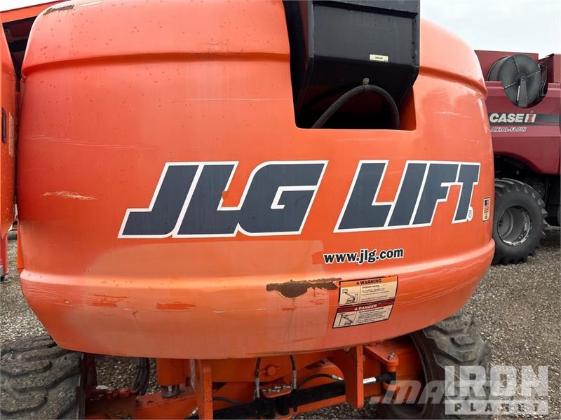 JLG 660SJ 4WD Diesel Telescopic Boom Lift - Factory Re Plataformas con brazo de elevación telescópico