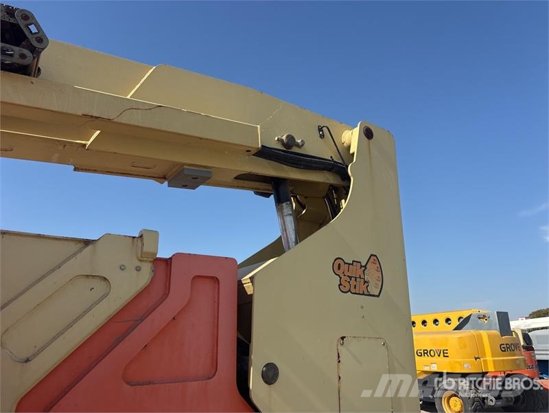 JLG 800 AJ 2WD Diesel Articulating Boom Lift Nacele cu brat articulat