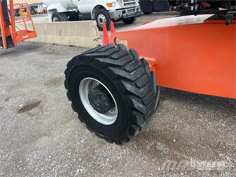 JLG 800 AJ 4WD Diesel Articulating Boom Lift رافعات سلة مفصلية