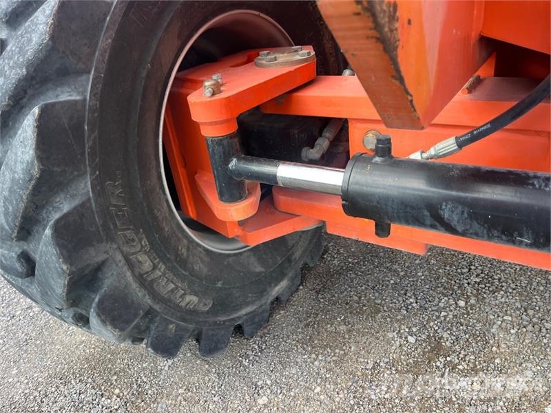 JLG 800 AJ 4WD Diesel Articulating Boom Lift رافعات سلة مفصلية