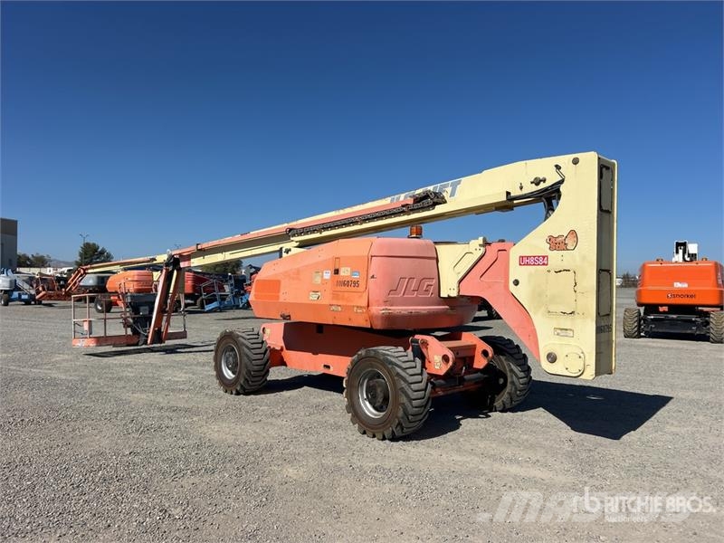 JLG 800 AJ Diesel Articulating Boom Lift Zglobne podizne platforme