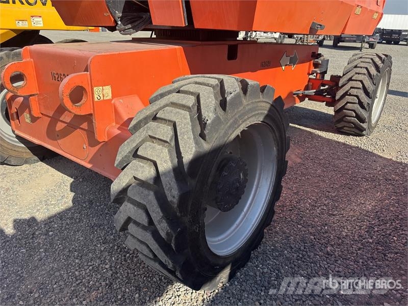 JLG 800S 2WD Diesel Telescopic Boom Lift Teleskopbühnen