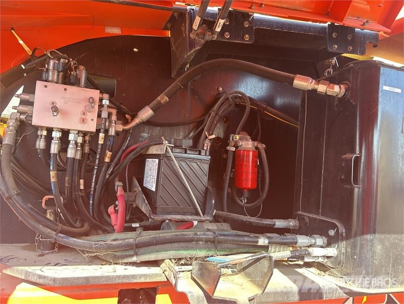 JLG 800S 2WD Diesel Telescopic Boom Lift Teleskopbühnen