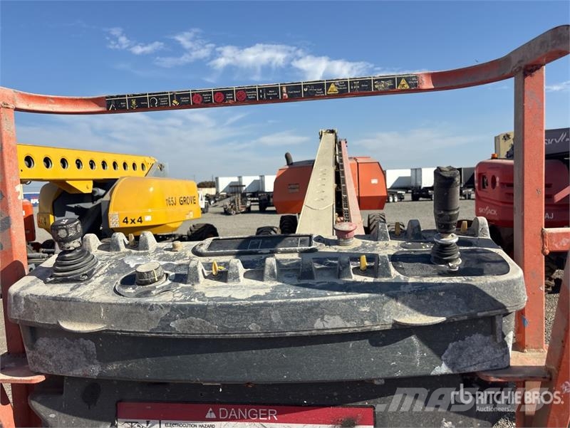 JLG 800S 2WD Diesel Telescopic Boom Lift Teleskopbühnen