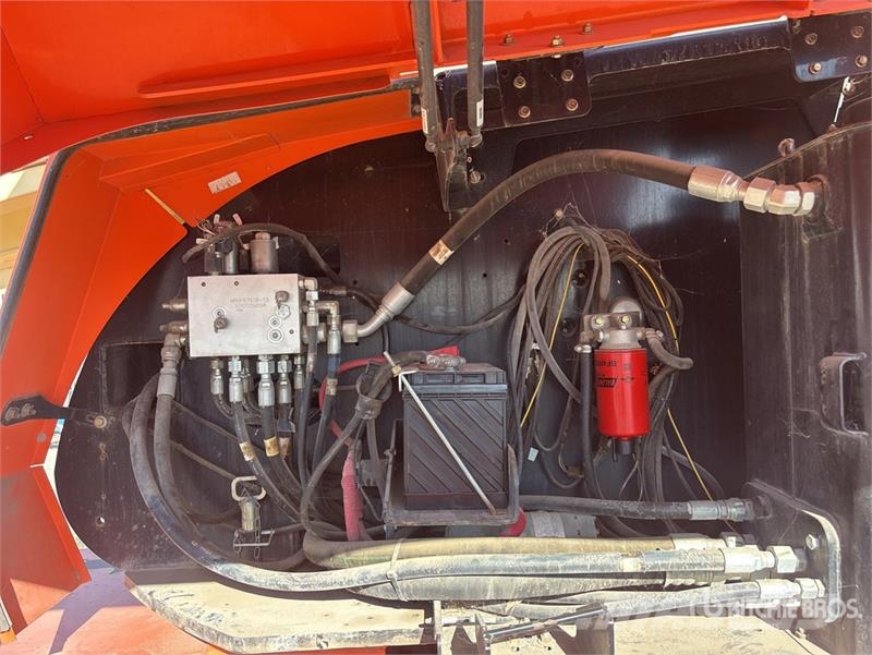 JLG 800S 2WD Diesel Telescopic Boom Lift Nacelles télescopiques