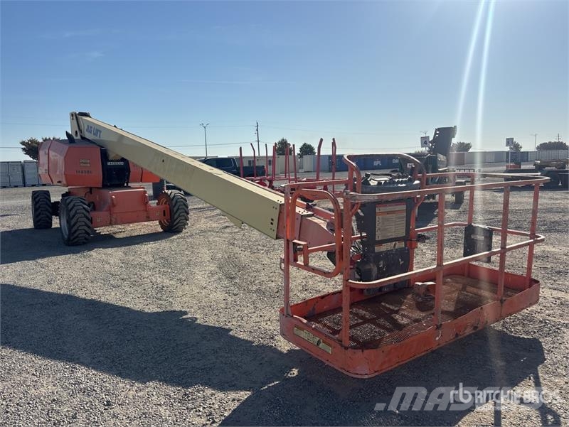 JLG 800S 4WD Dual Fuel Telescopic Boom Lift 견인식 전동이동 리프트