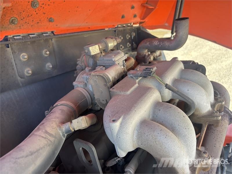 JLG 800S 4WD Dual Fuel Telescopic Boom Lift 견인식 전동이동 리프트