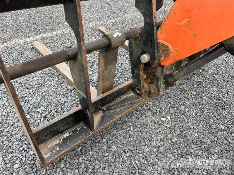 JLG 8042 Teleskopické manipulátory