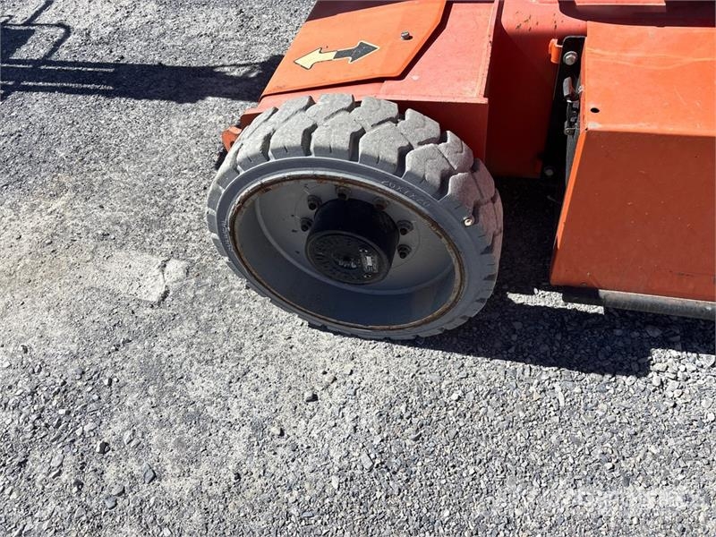 JLG E450AJ 2WD Electric Articulating Boom Lift Karos emelők