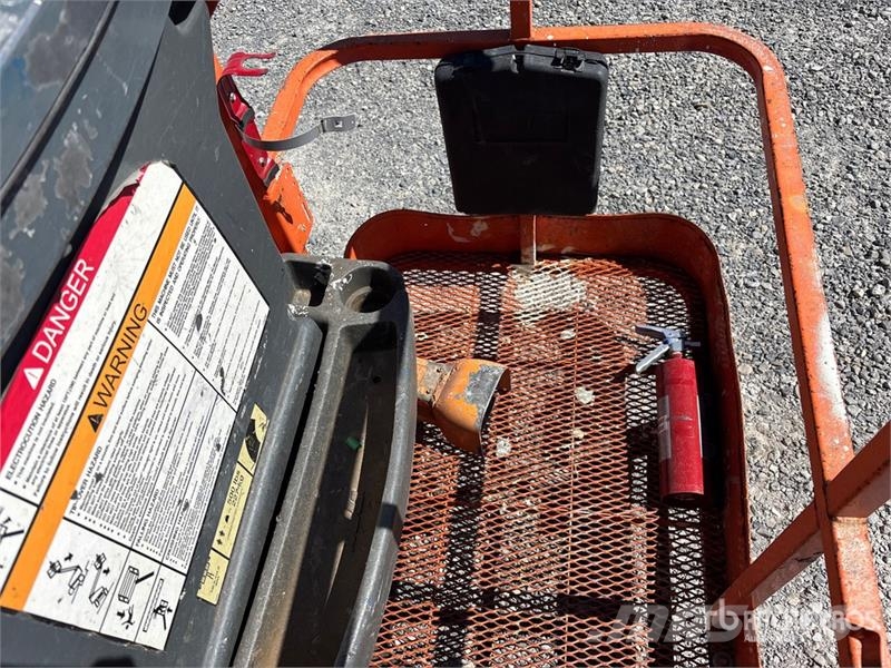 JLG E450AJ 2WD Electric Articulating Boom Lift Karos emelők