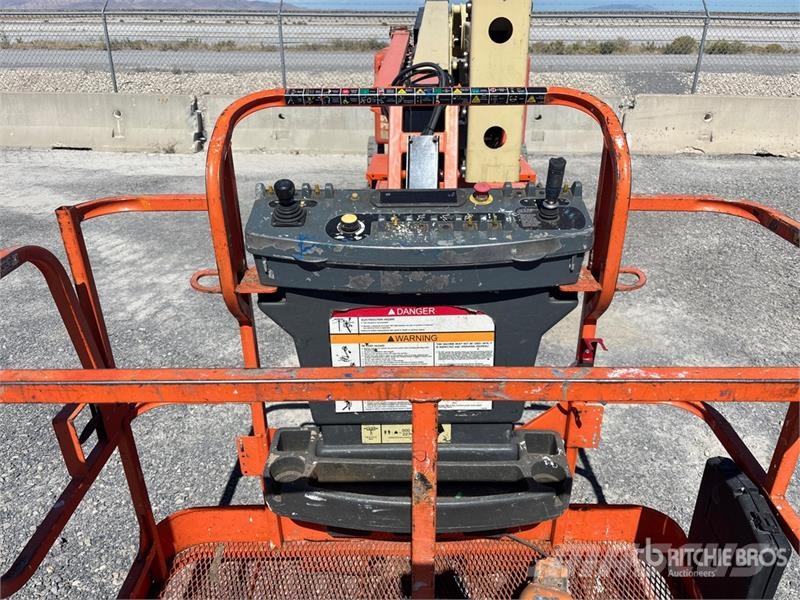 JLG E450AJ 2WD Electric Articulating Boom Lift Karos emelők