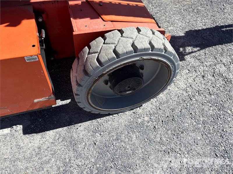 JLG E450AJ 2WD Electric Articulating Boom Lift Karos emelők