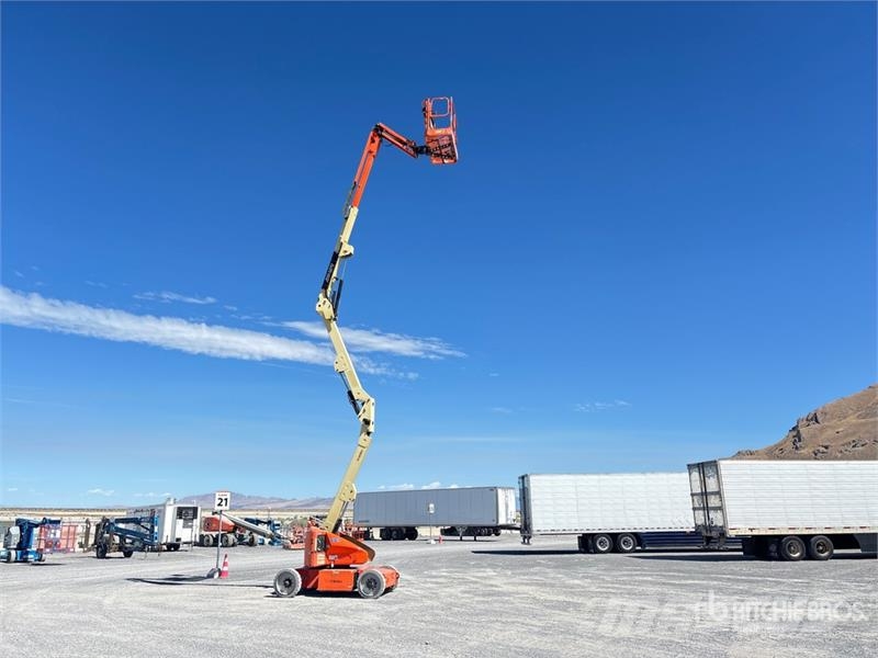 JLG E450AJ Articulating Boom Lift Gelenkteleskoparbeitsbühnen