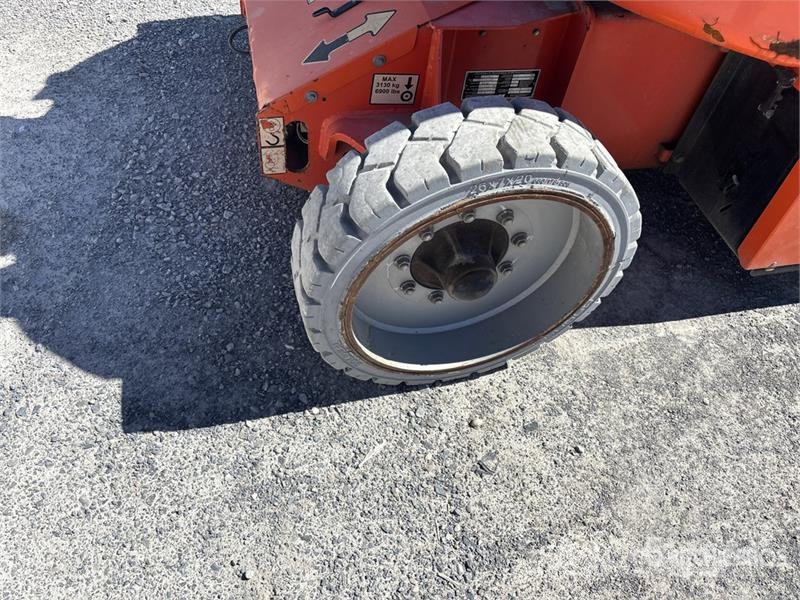 JLG E450AJ Articulating Boom Lift Gelenkteleskoparbeitsbühnen